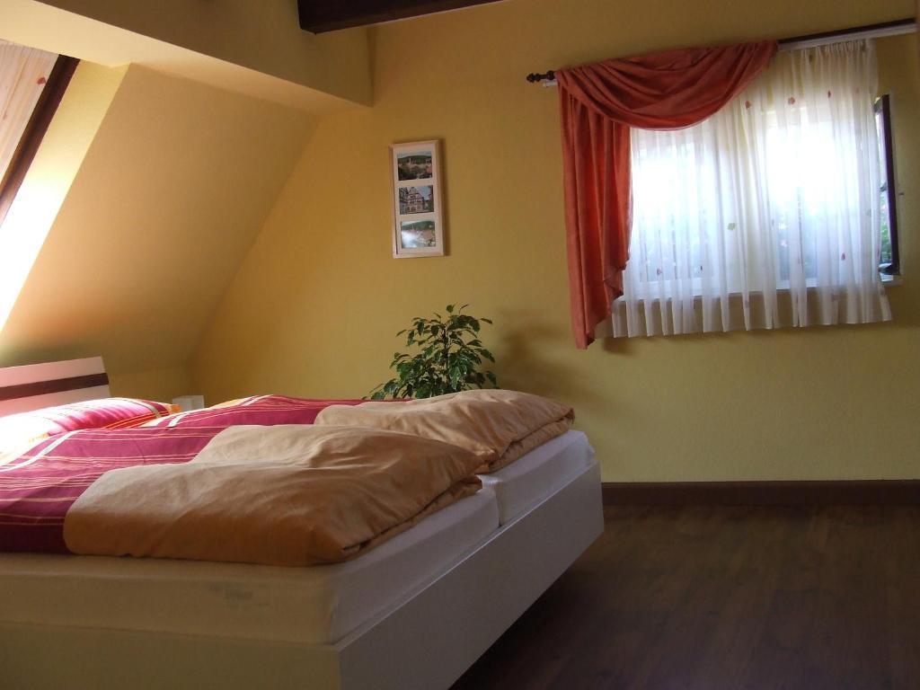 Haus Am Kastanienwald Hotel Dörrenbach Szoba fotó